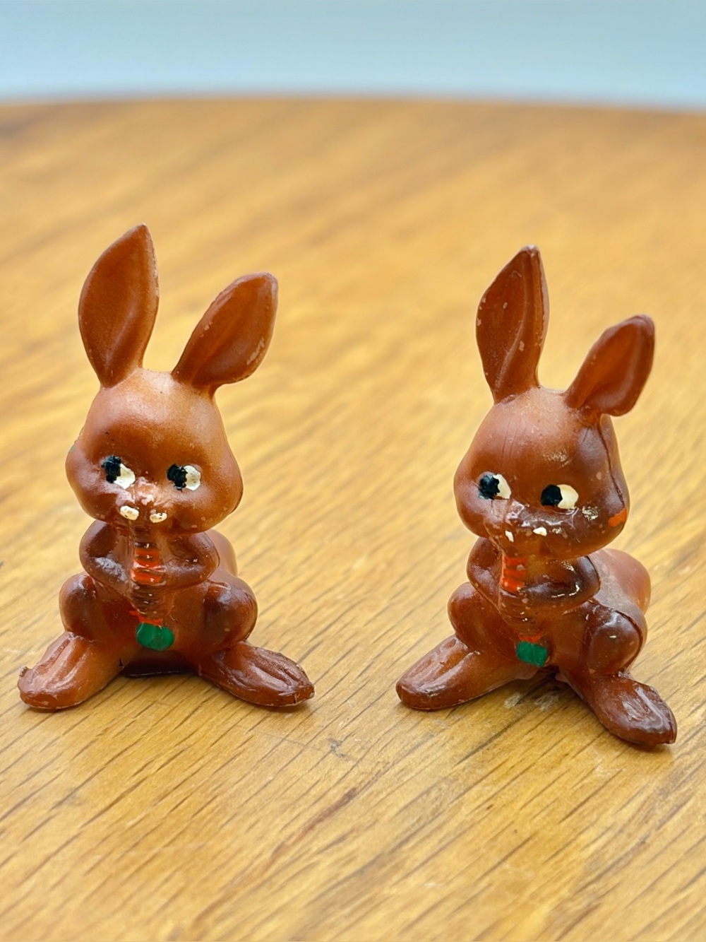 2 Plastic Rabbits with Carrots Vintage Miniature Trinket Shelf Doll House